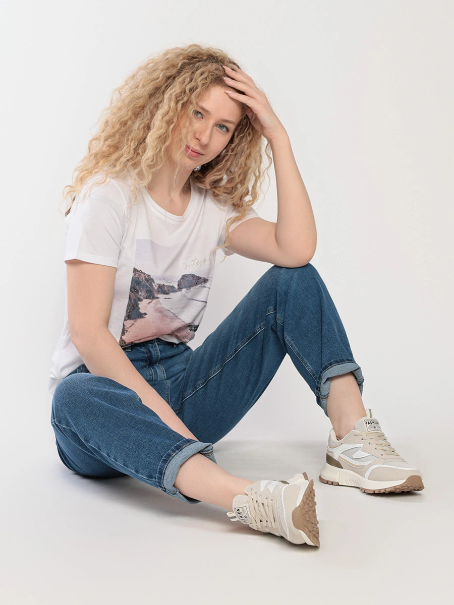 Кроссовки комбинированные в стиле колор-блок